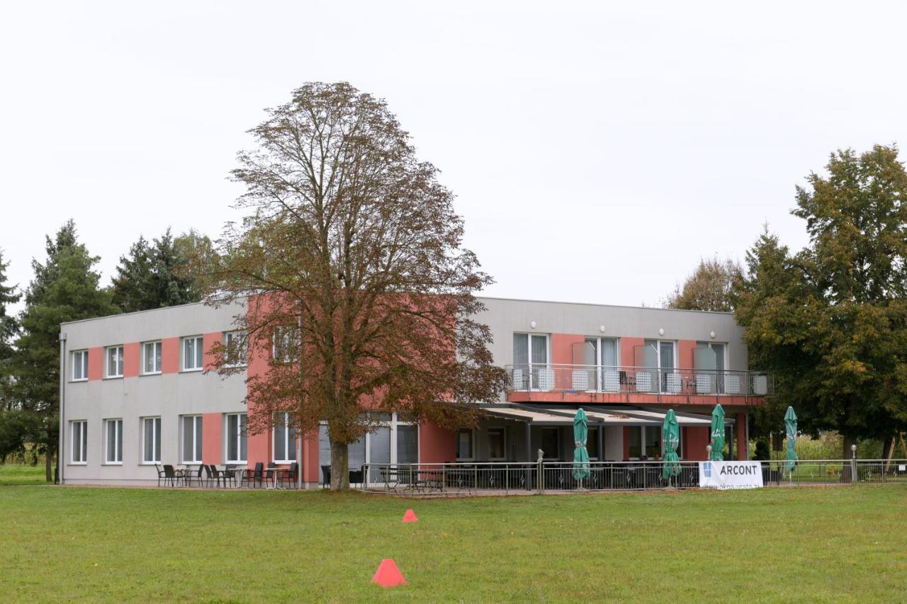 Penzion Letalisce Murska Sobota Exterior photo